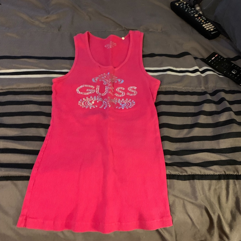 Pink guess tank used